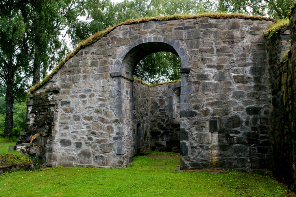 Olavskirken, Bamble, Vestfold approx 1150