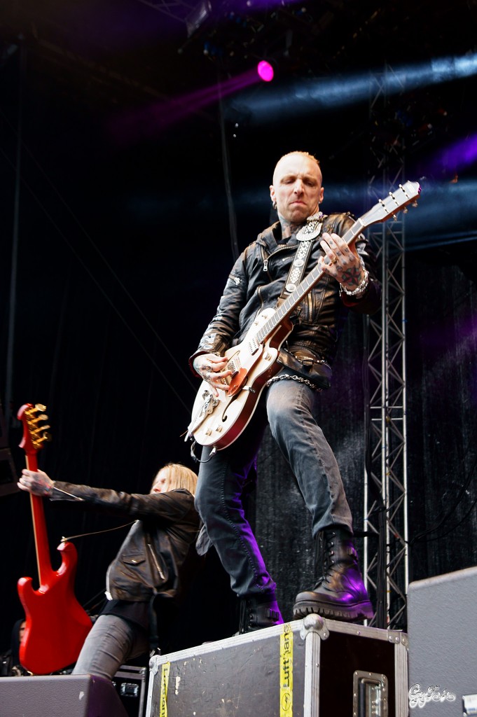 Nicke Borg, Backyard Babies