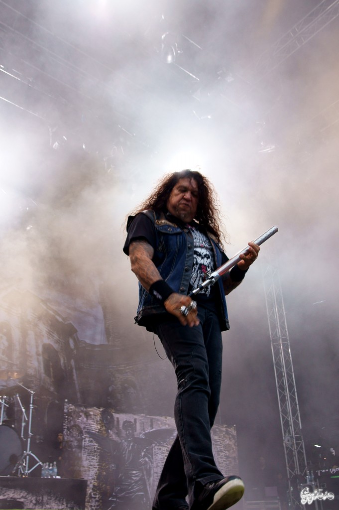 Chuck Billy, Testament