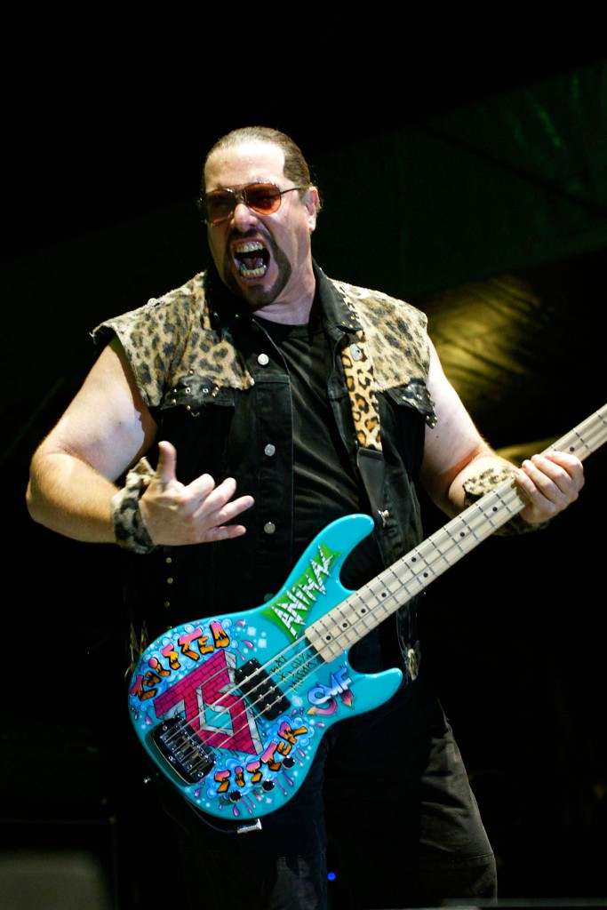 Mark Mendoza, Twisted Sister