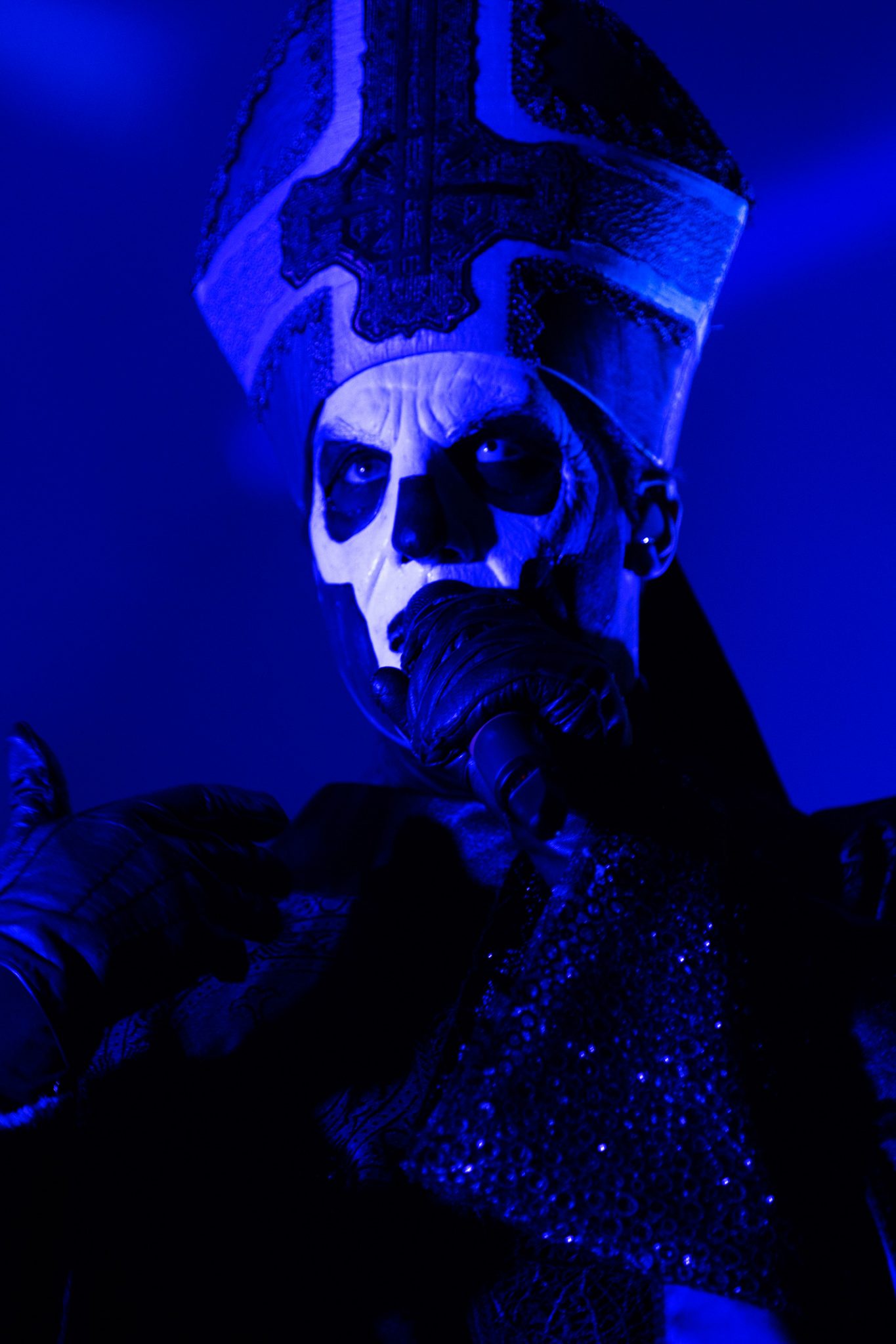 Papa Emeritus III, Ghost