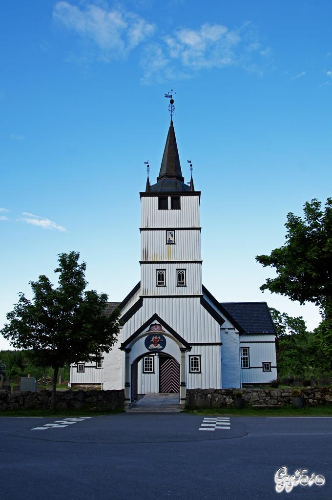 Holt Kirke 1100's
